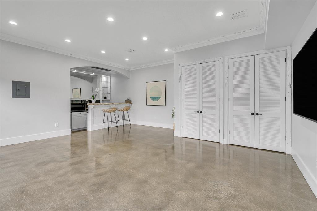 SOUTHEND - Residential