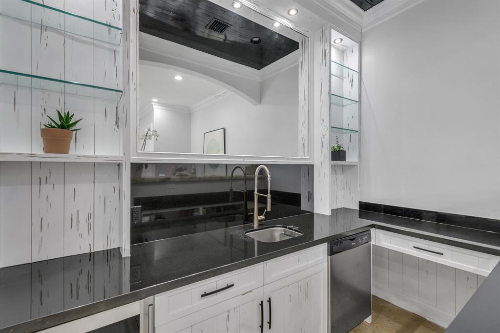 SOUTHEND - Residential