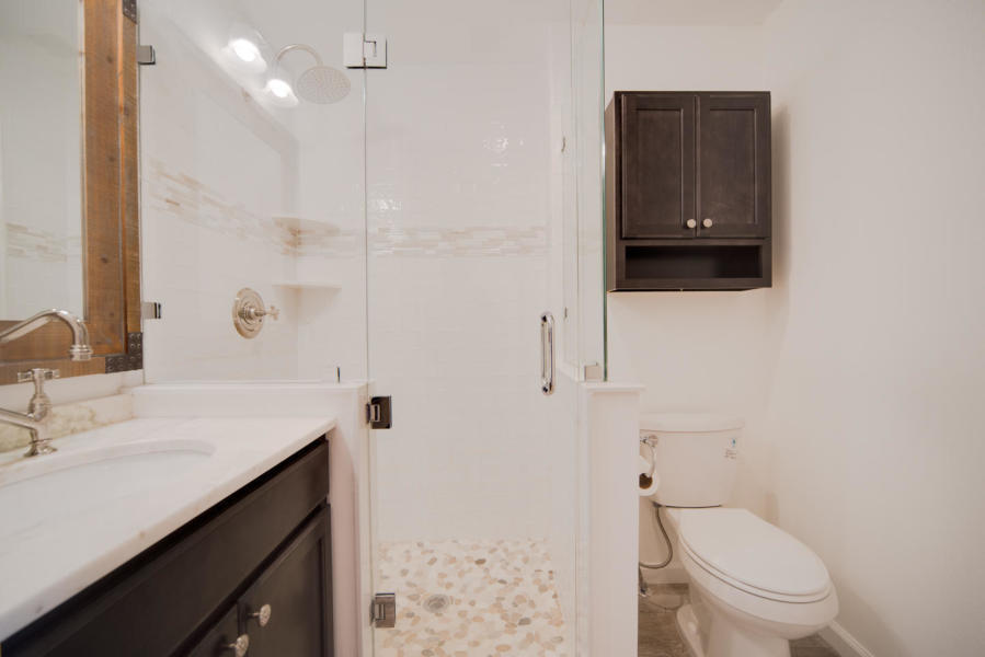 BEACH SHORES - Residential Lease