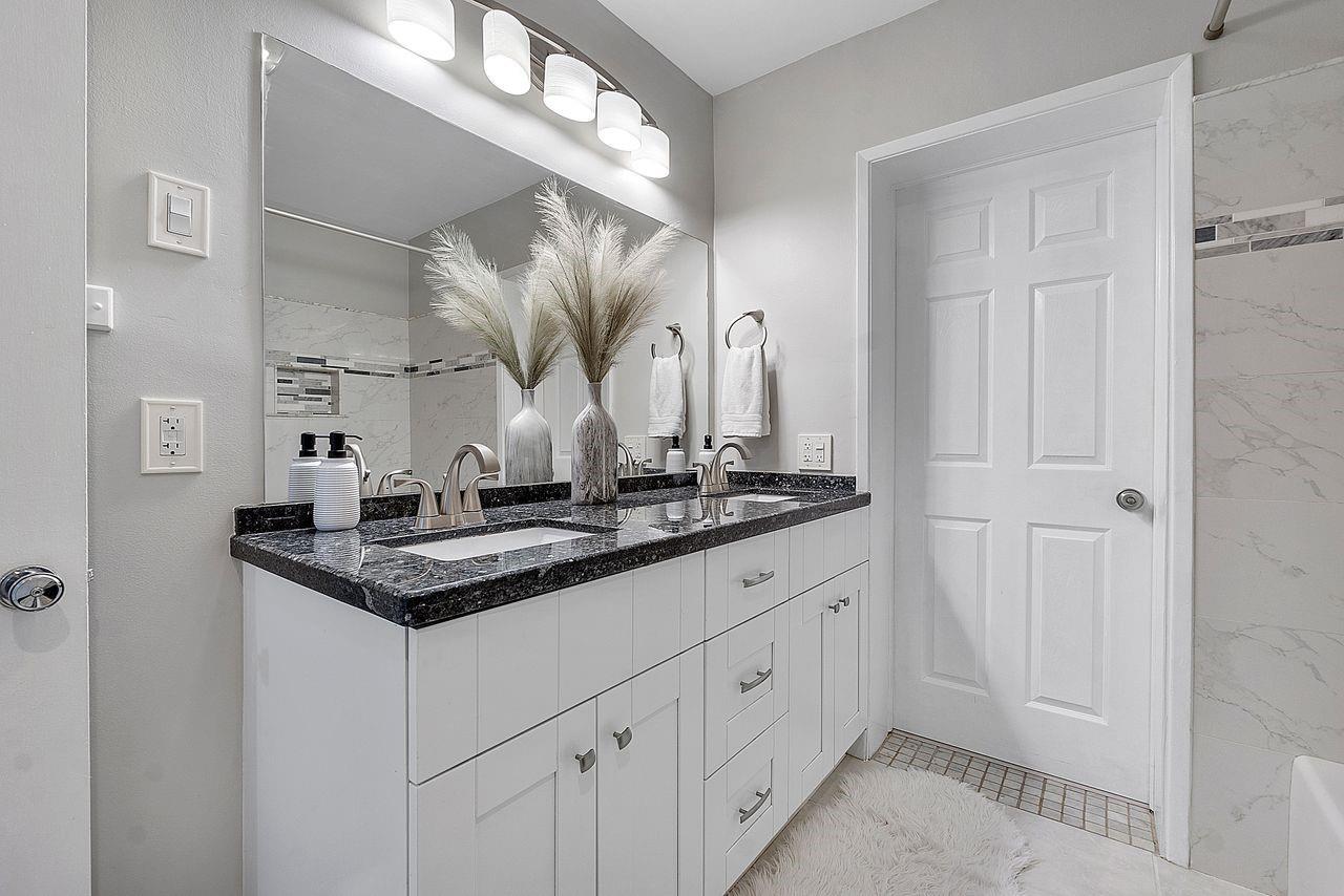 CORAL RIDGE ISLES - Residential