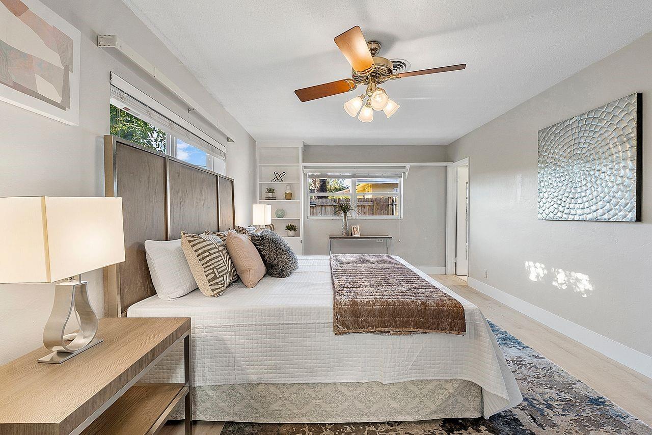 CORAL RIDGE ISLES - Residential