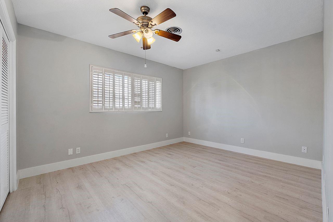 CORAL RIDGE ISLES - Residential