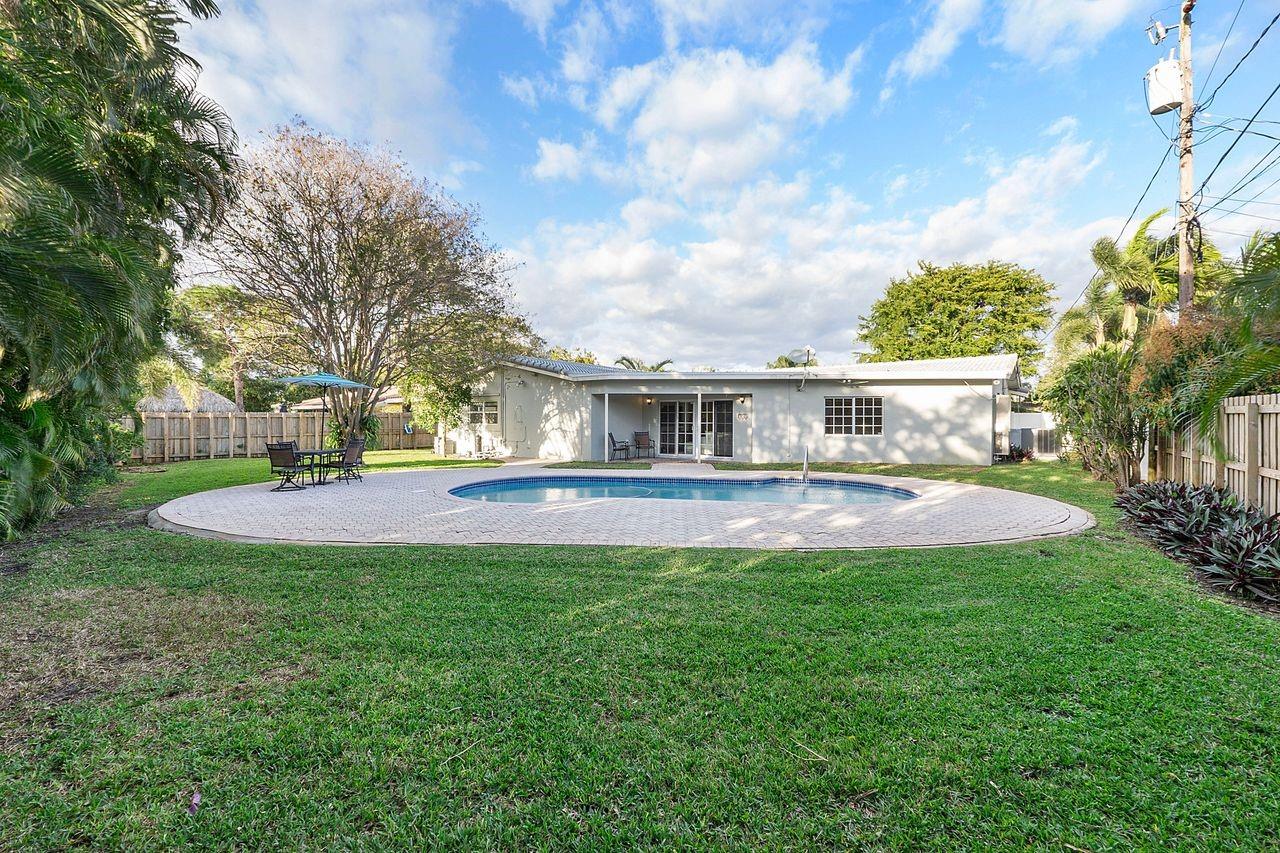CORAL RIDGE ISLES - Residential