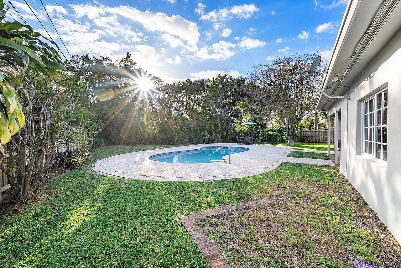 CORAL RIDGE ISLES - Residential