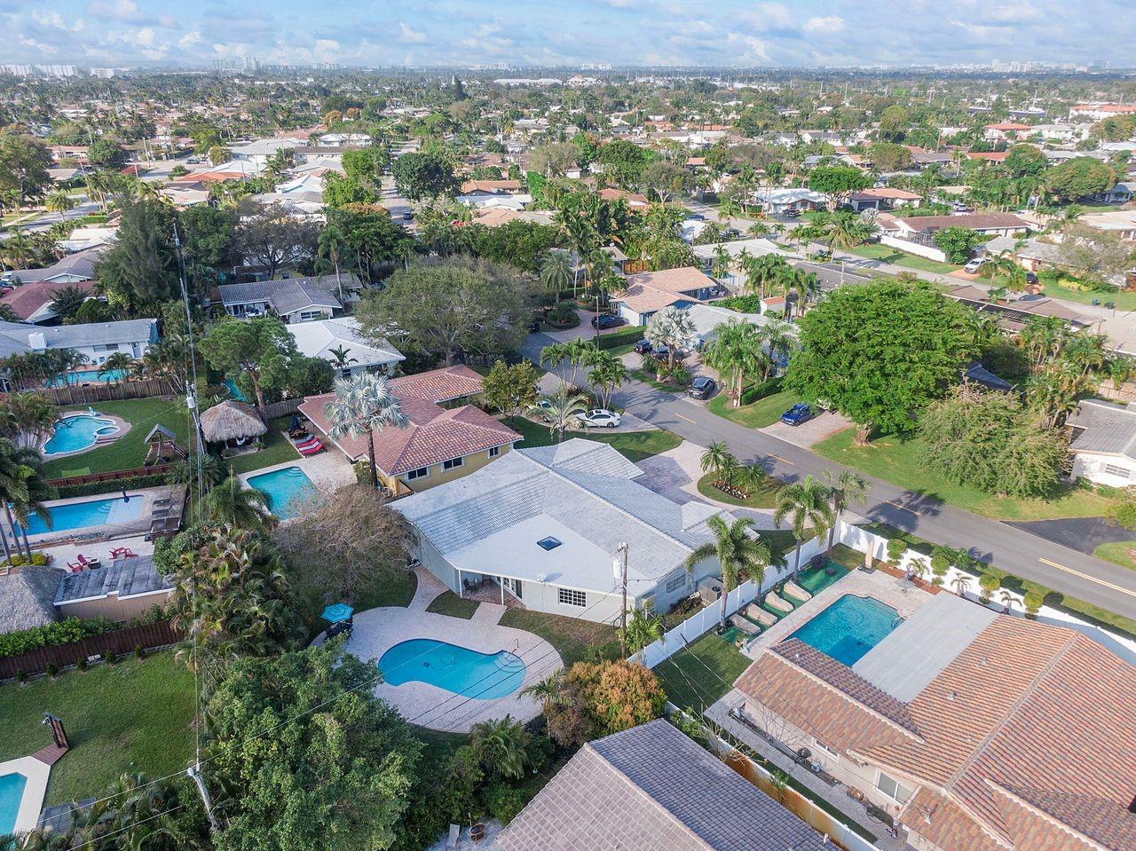 CORAL RIDGE ISLES - Residential
