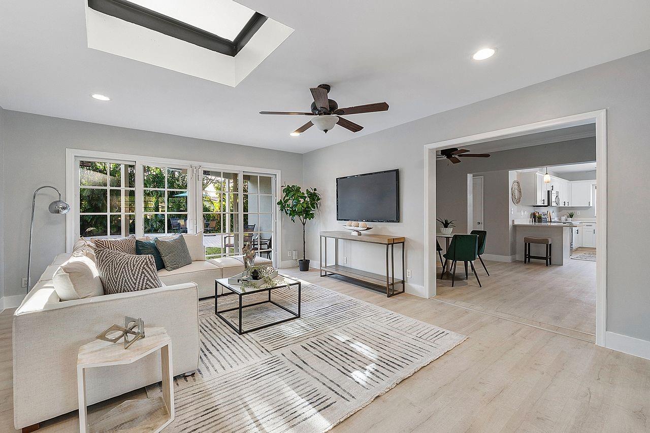 CORAL RIDGE ISLES - Residential