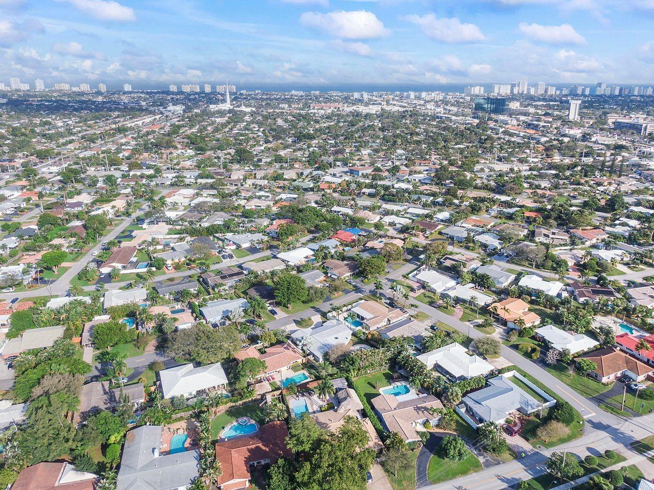 CORAL RIDGE ISLES - Residential