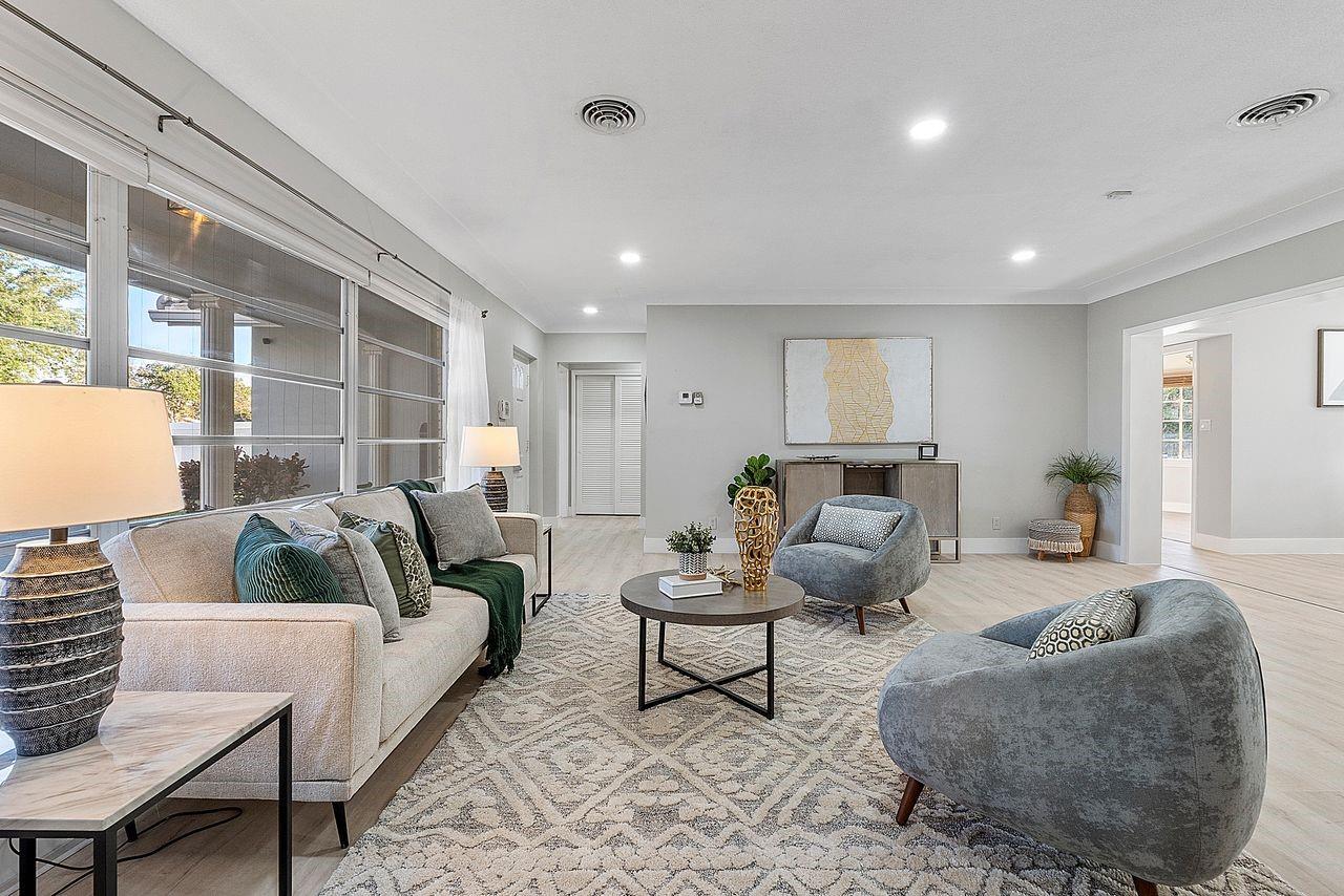 CORAL RIDGE ISLES - Residential