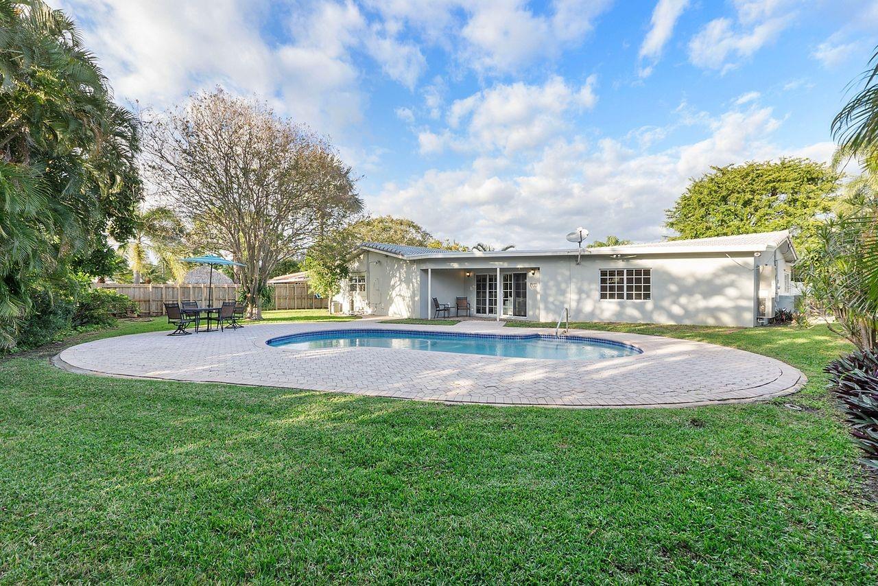 CORAL RIDGE ISLES - Residential