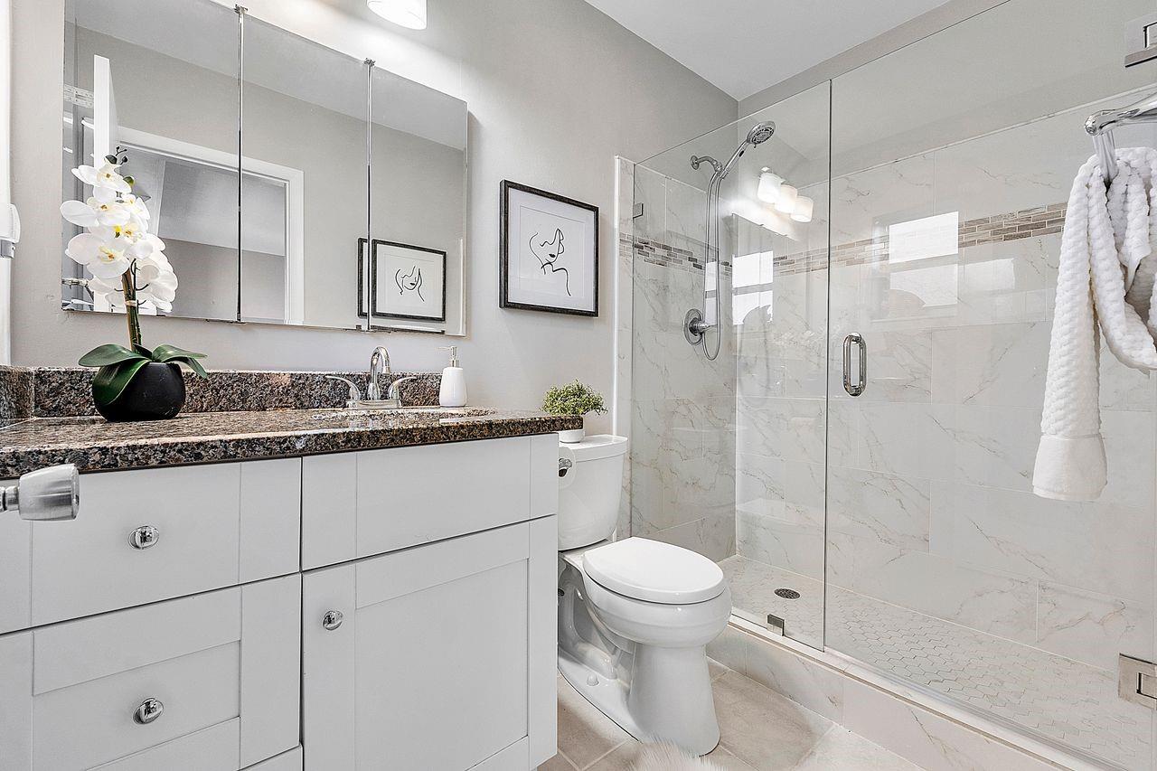 CORAL RIDGE ISLES - Residential