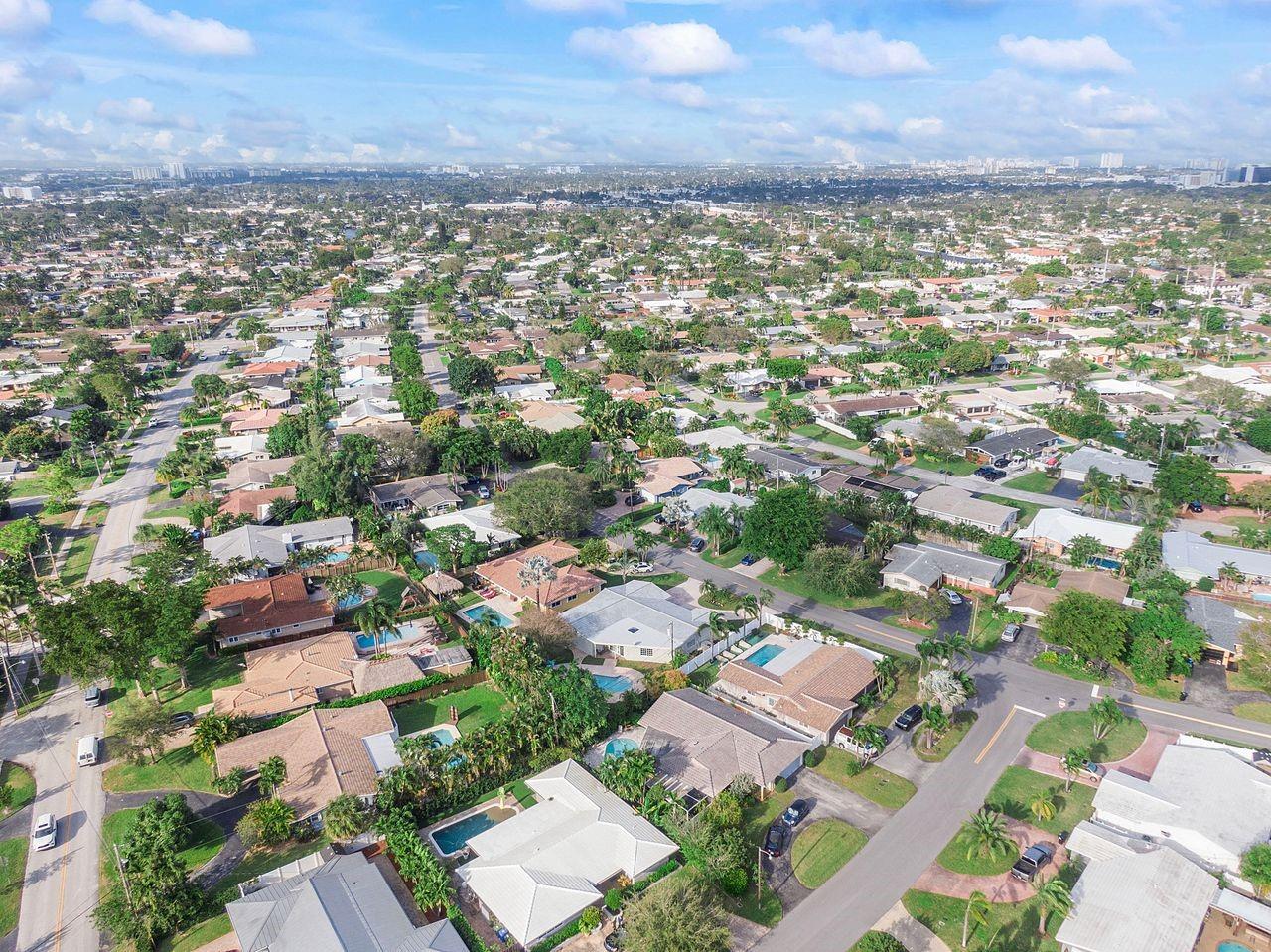 CORAL RIDGE ISLES - Residential