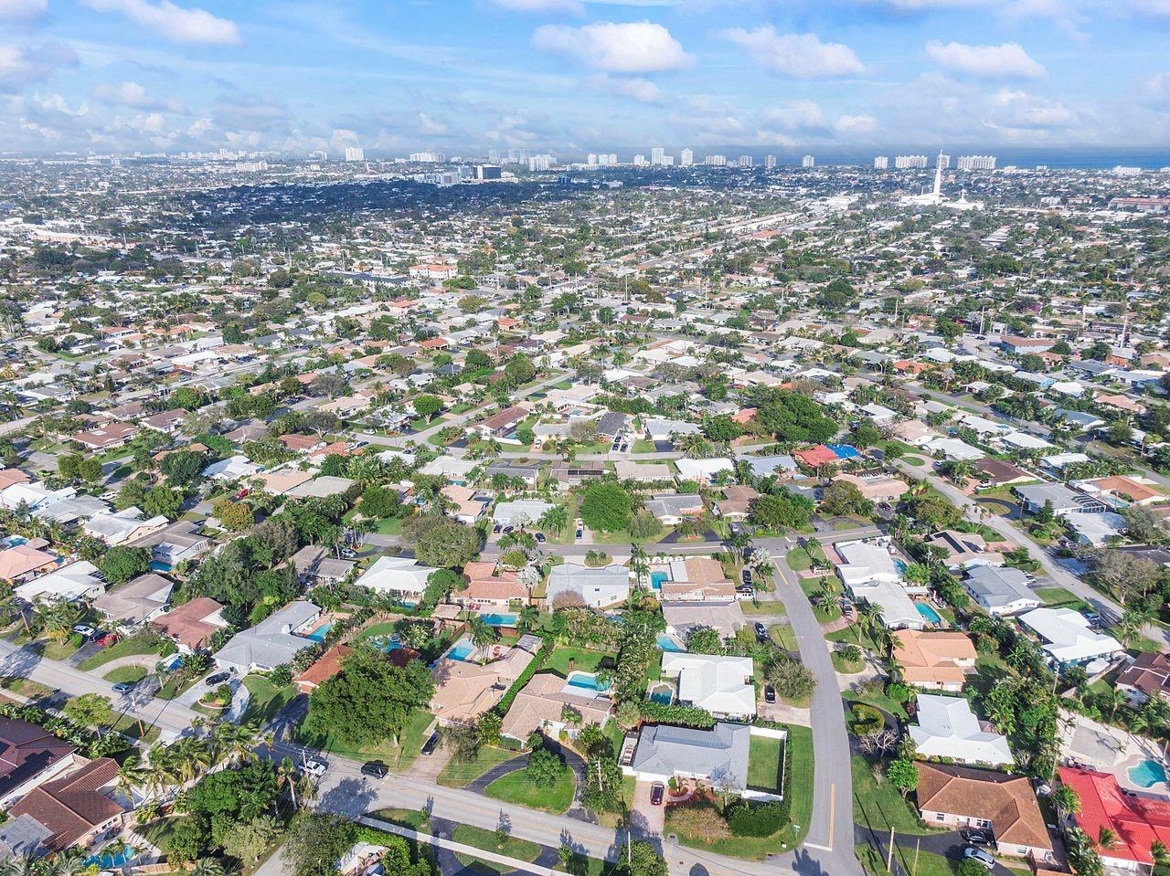 CORAL RIDGE ISLES - Residential