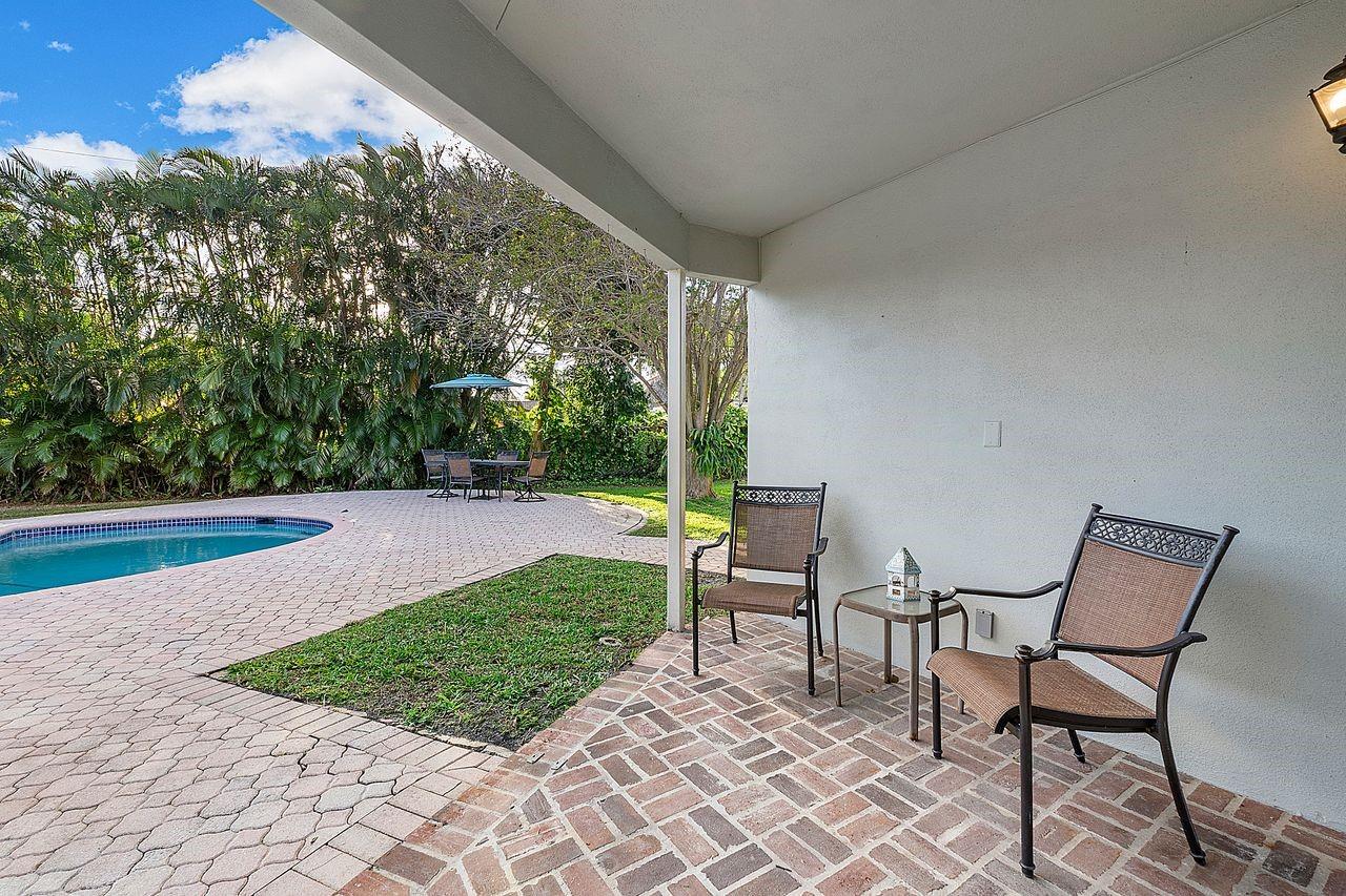 CORAL RIDGE ISLES - Residential