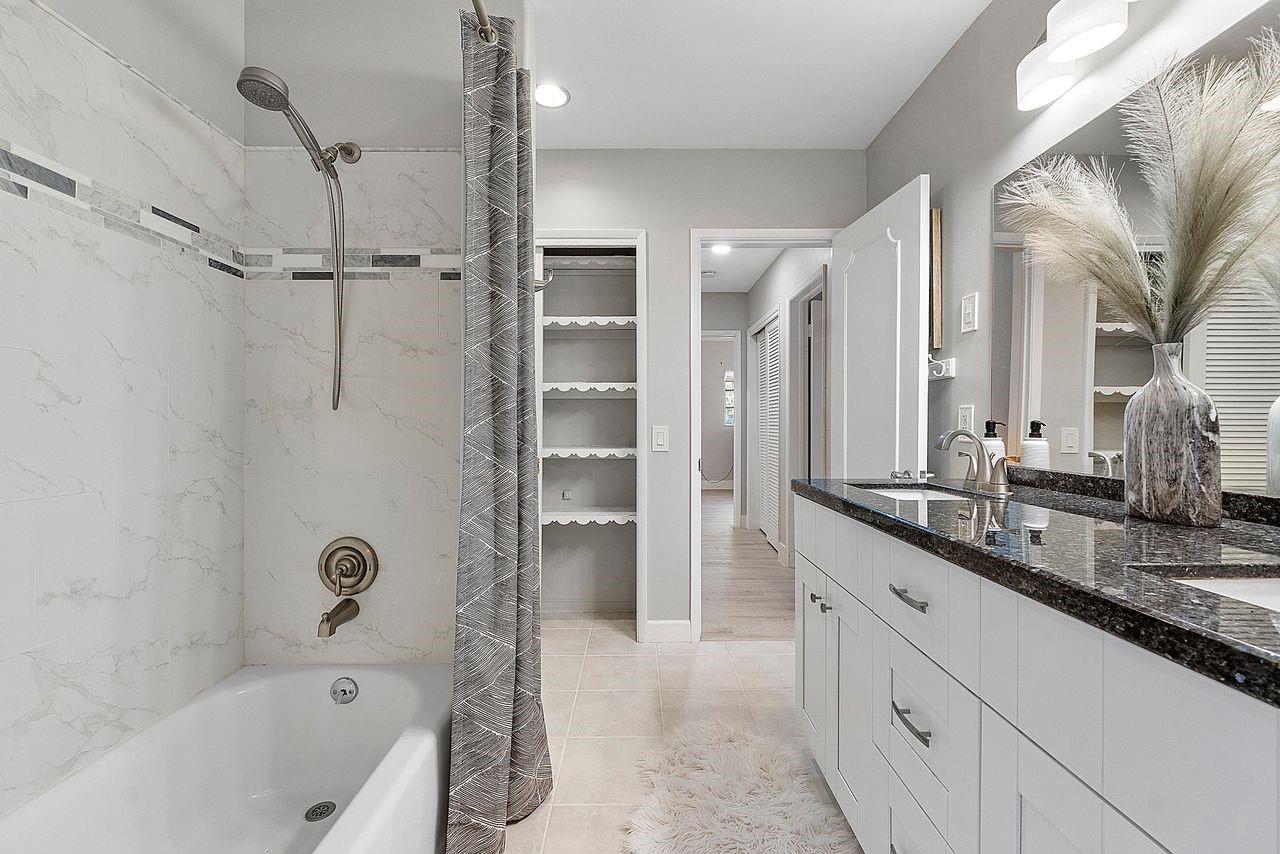 CORAL RIDGE ISLES - Residential