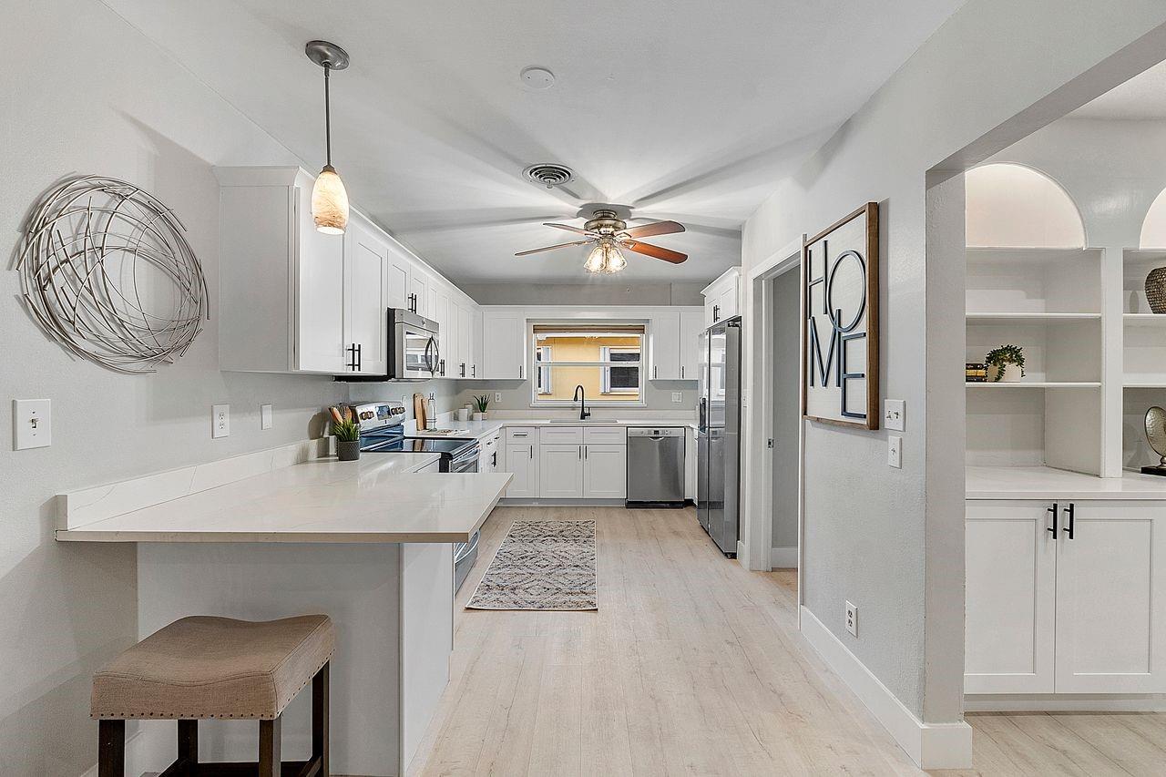 CORAL RIDGE ISLES - Residential