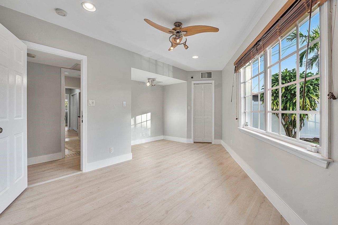 CORAL RIDGE ISLES - Residential