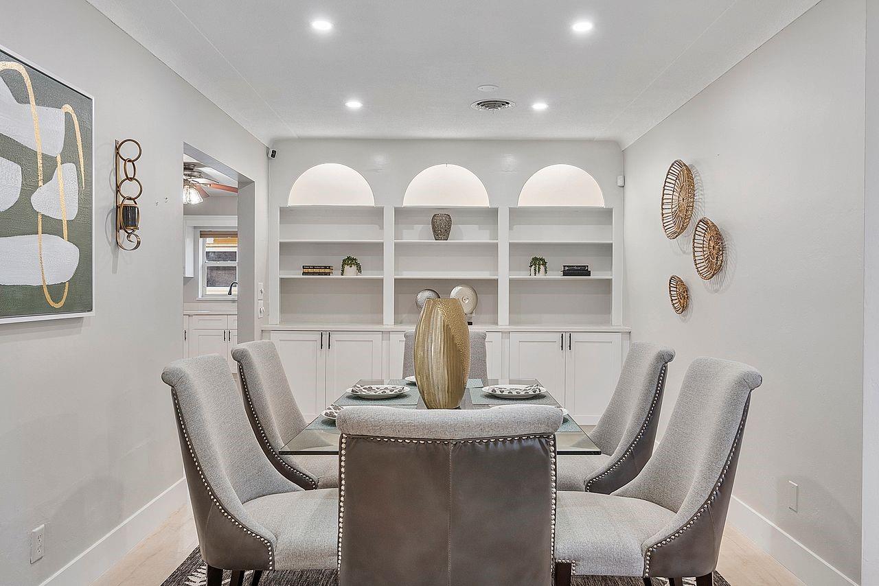 CORAL RIDGE ISLES - Residential