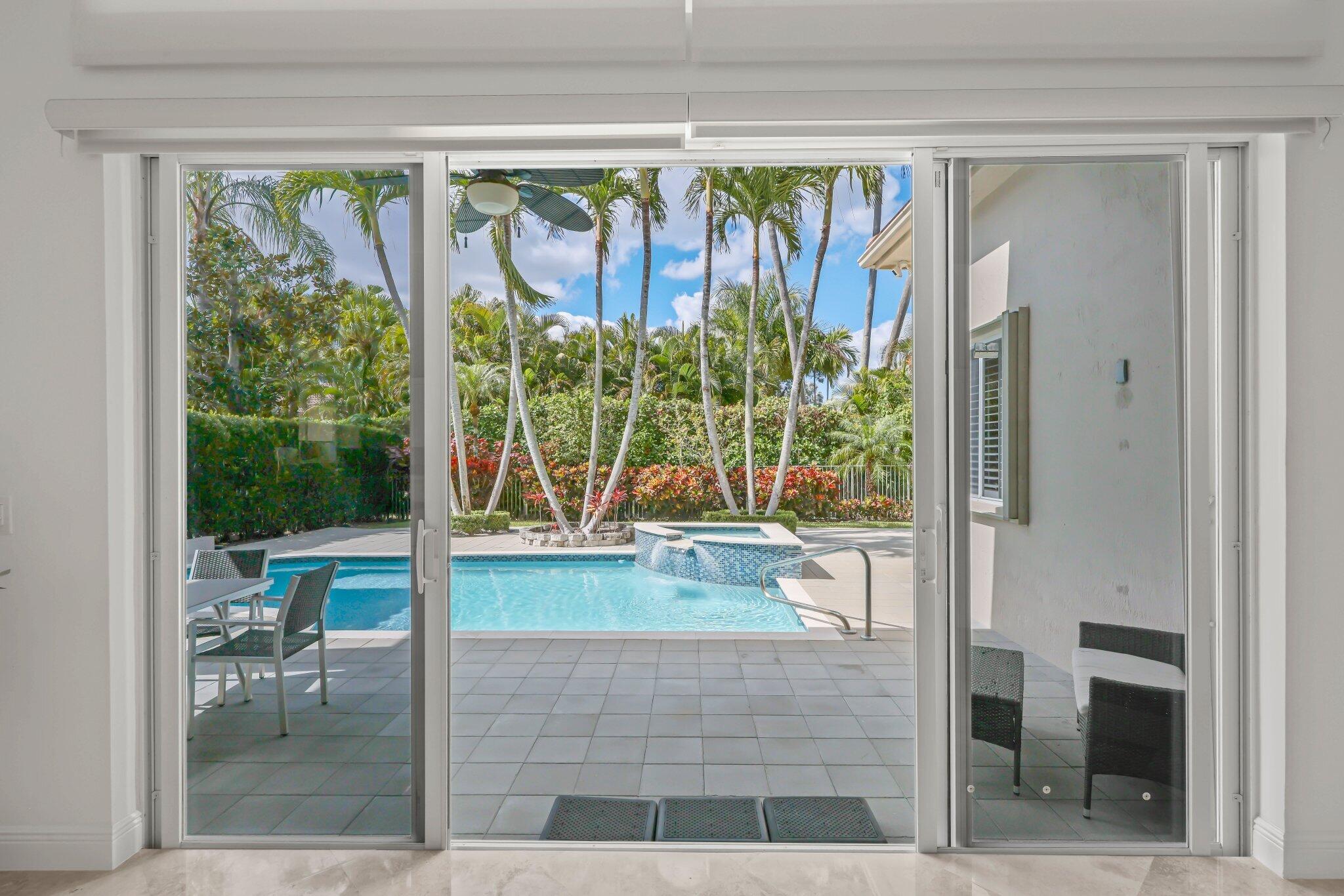 ISLAND IN THE GROVE/BOCA GROVE - Residential