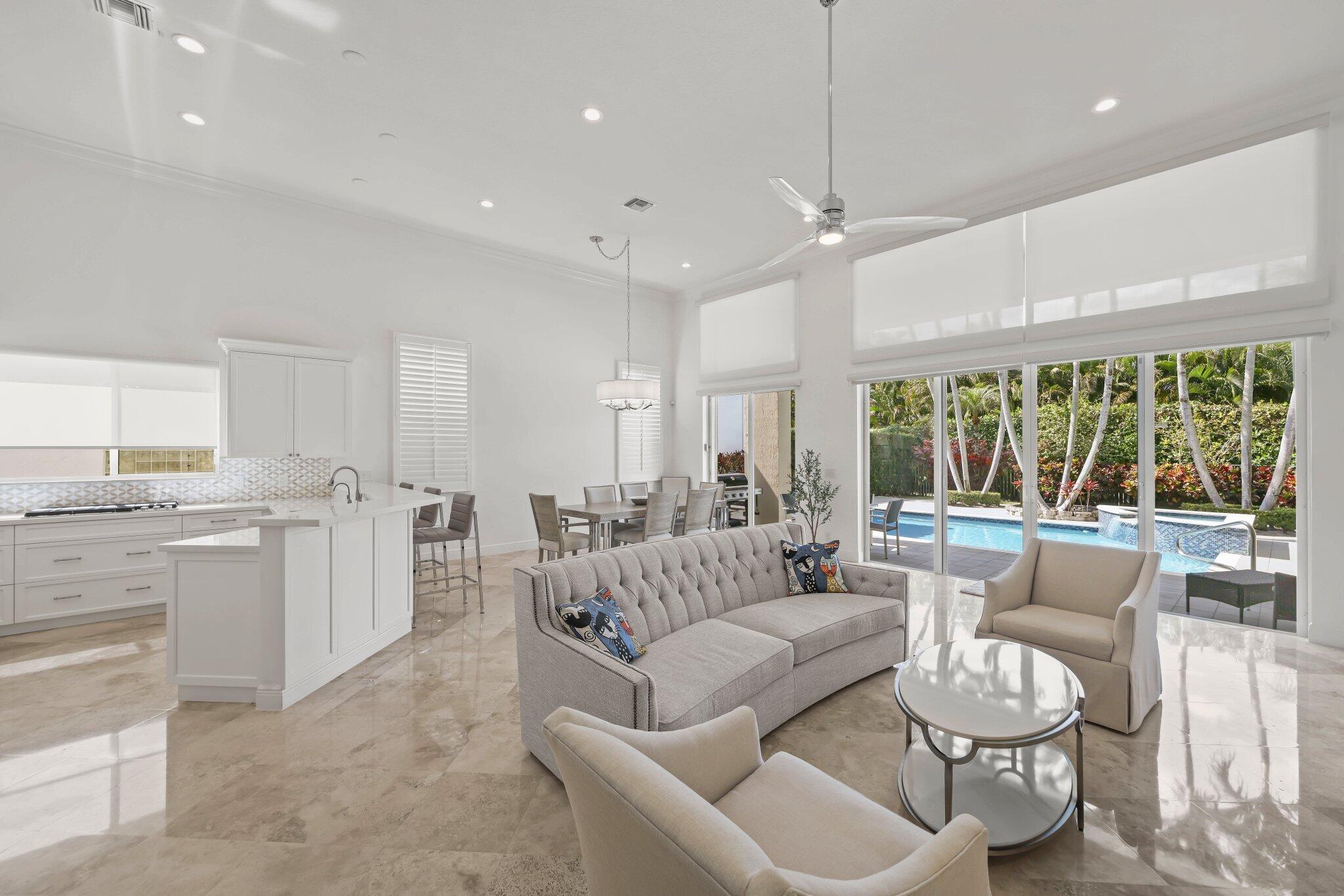 ISLAND IN THE GROVE/BOCA GROVE - Residential