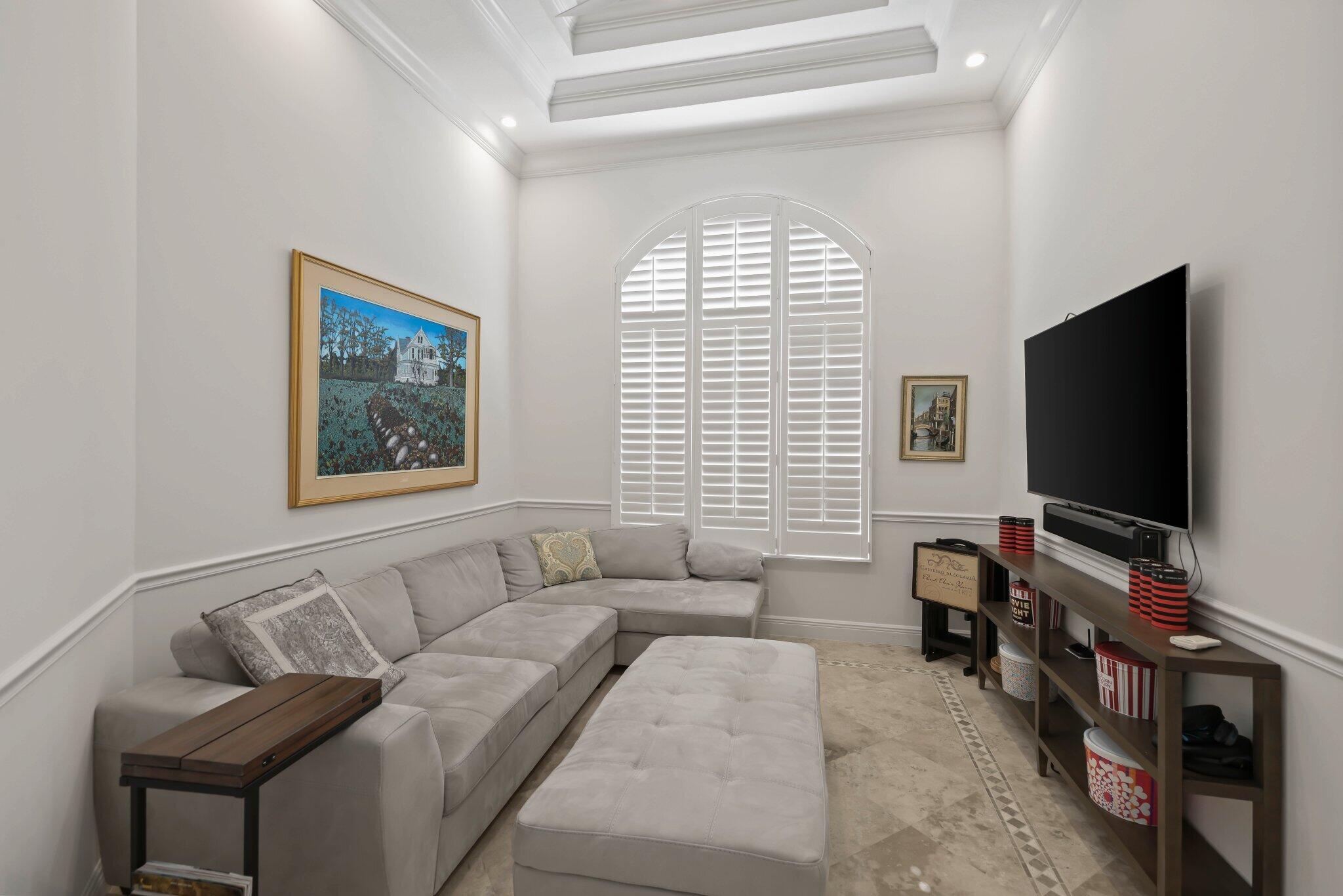 ISLAND IN THE GROVE/BOCA GROVE - Residential