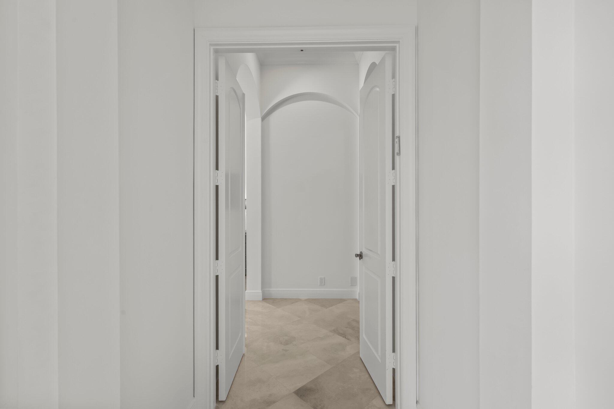 ISLAND IN THE GROVE/BOCA GROVE - Residential