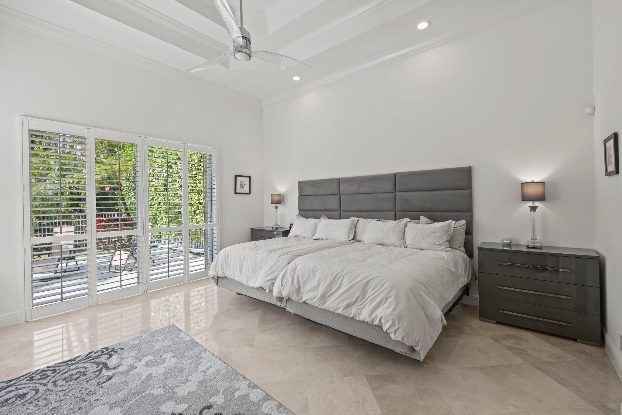 ISLAND IN THE GROVE/BOCA GROVE - Residential