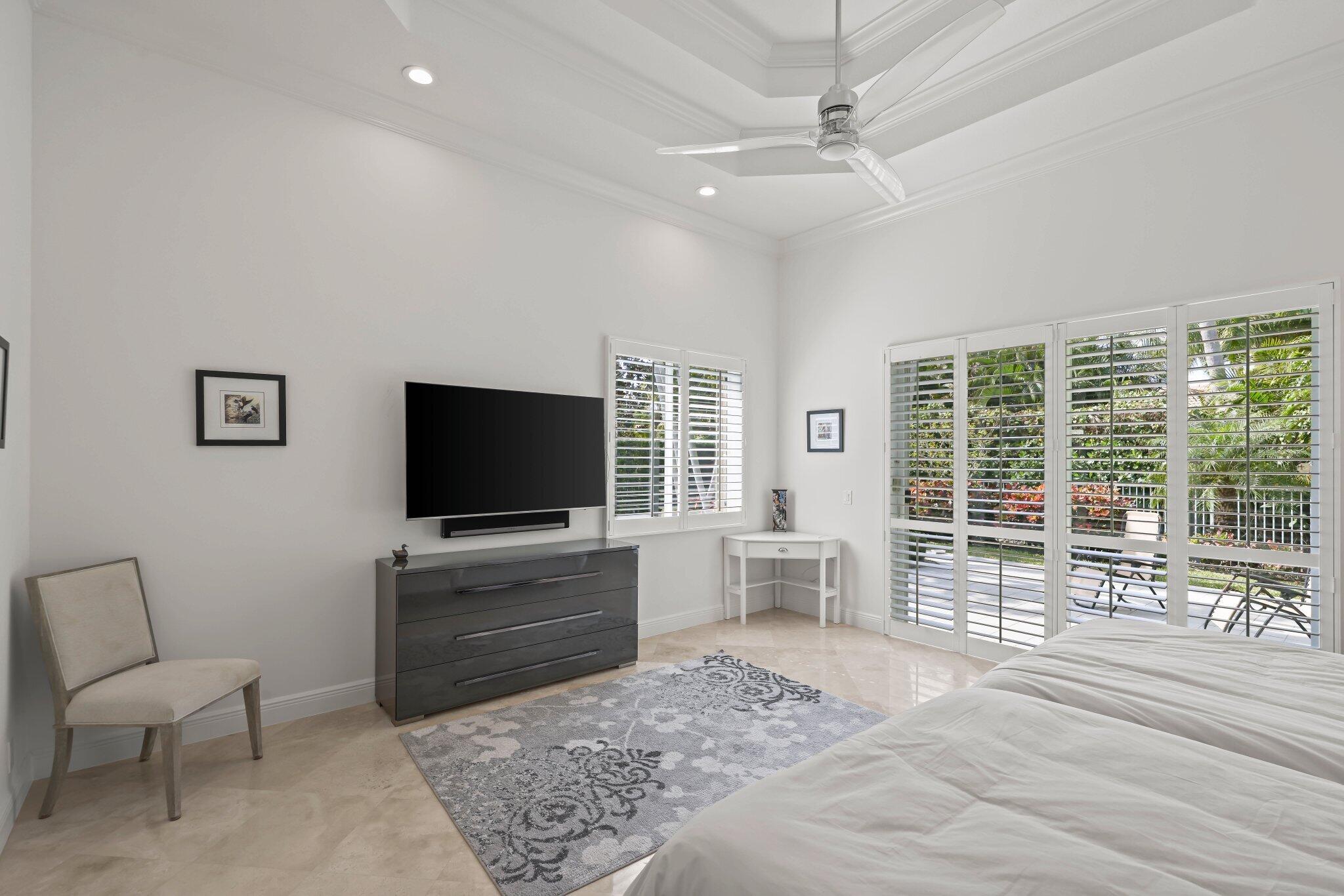 ISLAND IN THE GROVE/BOCA GROVE - Residential