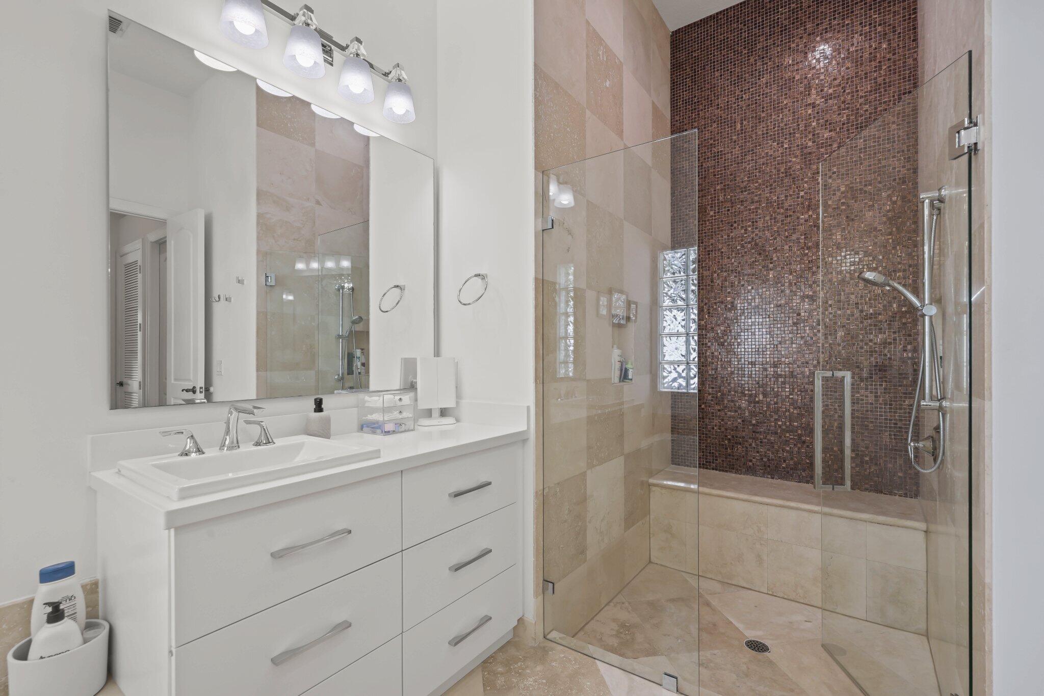 ISLAND IN THE GROVE/BOCA GROVE - Residential