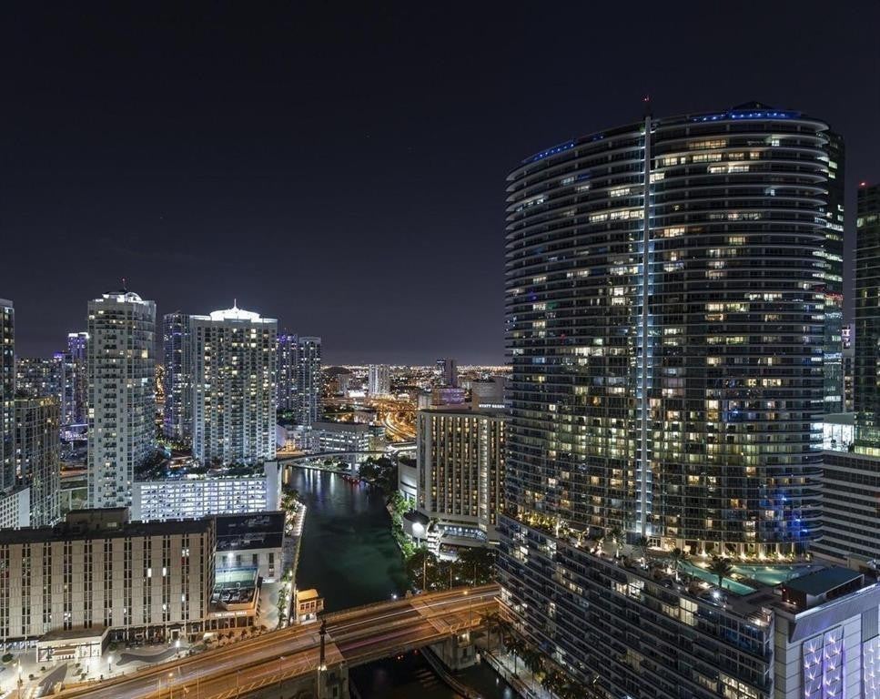 465 Brickell Avenue