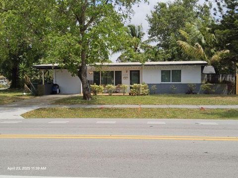Photo of 3473 Riverland Road, Fort Lauderdale, FL 33312 (MLS # B26025406)