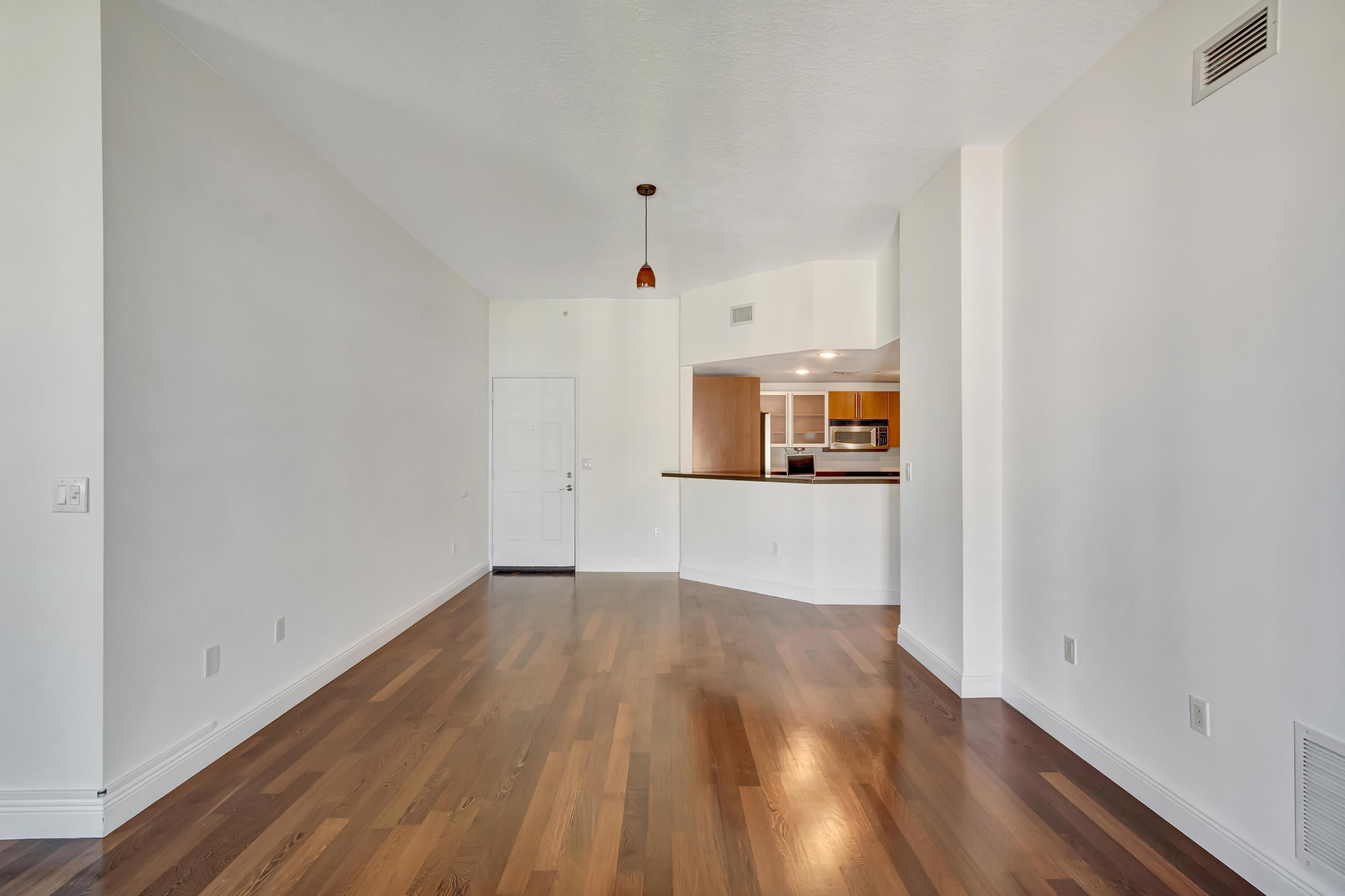 610 CLEMATIS CONDO - Residential