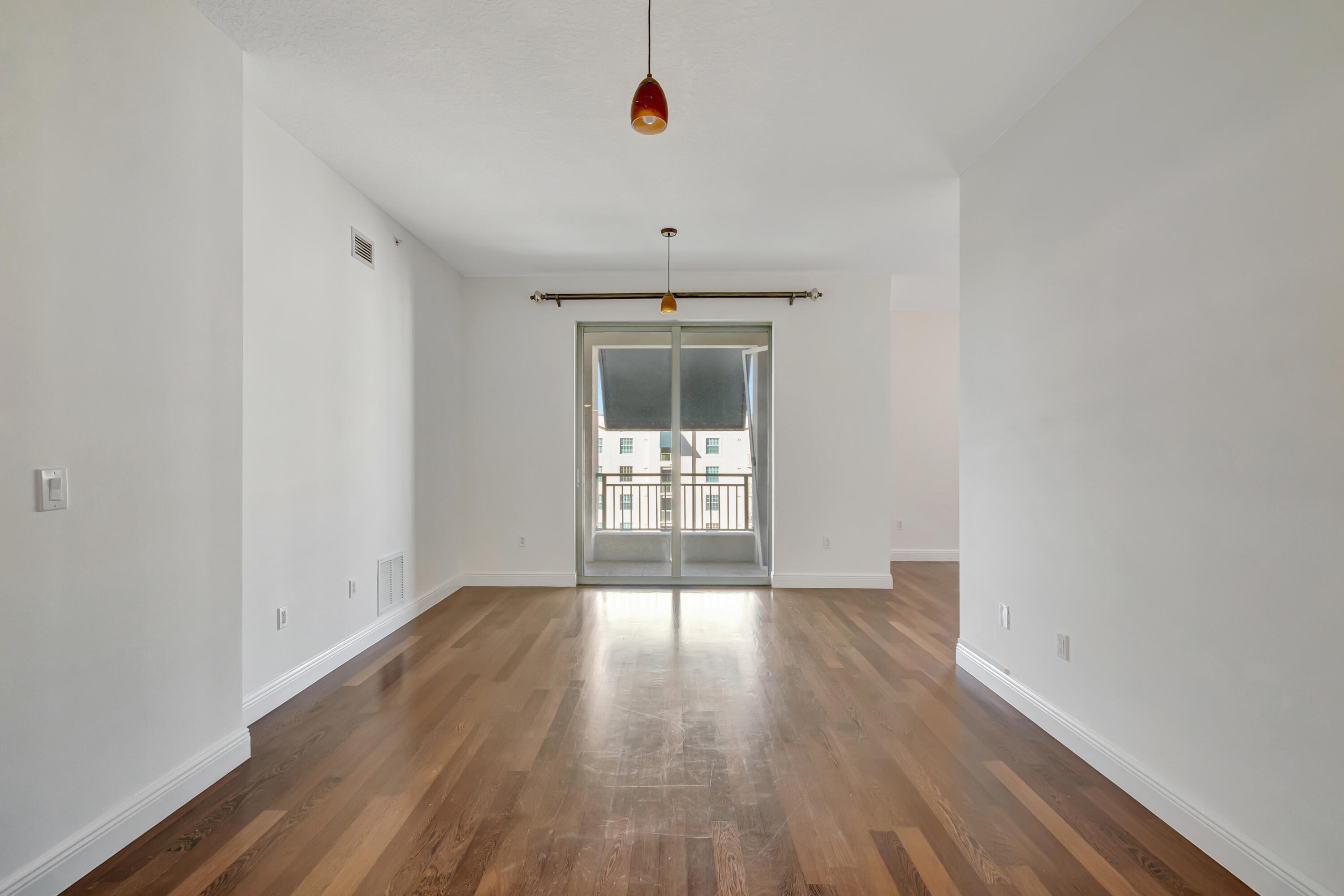 610 CLEMATIS CONDO - Residential