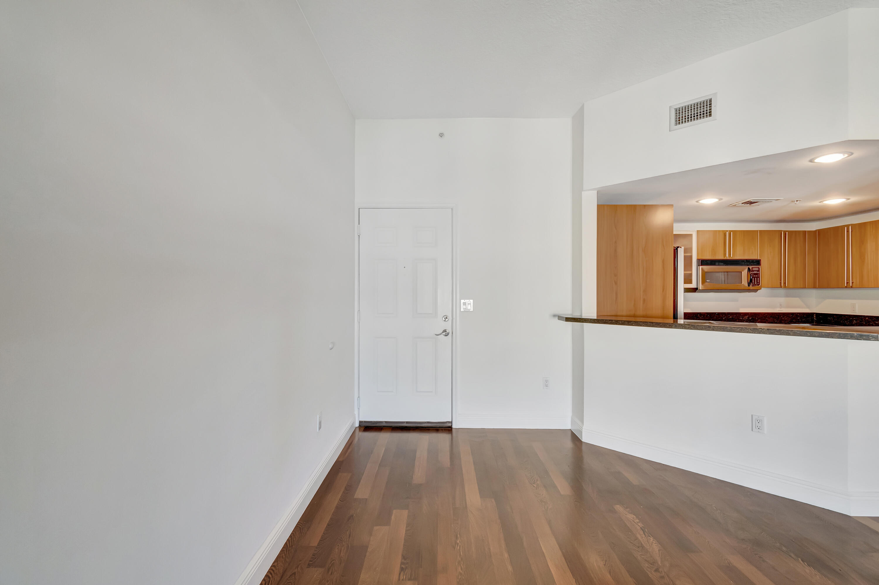 610 CLEMATIS CONDO - Residential