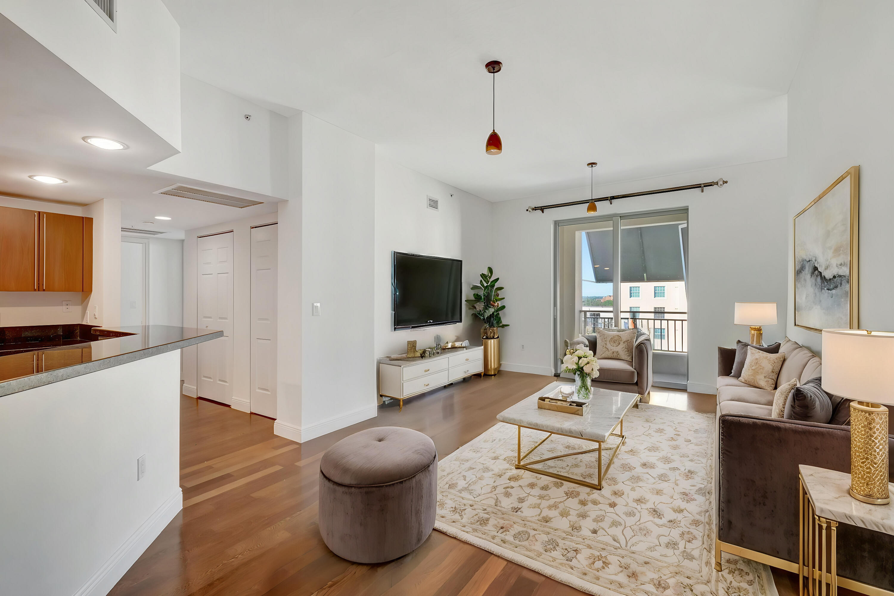 610 CLEMATIS CONDO - Residential