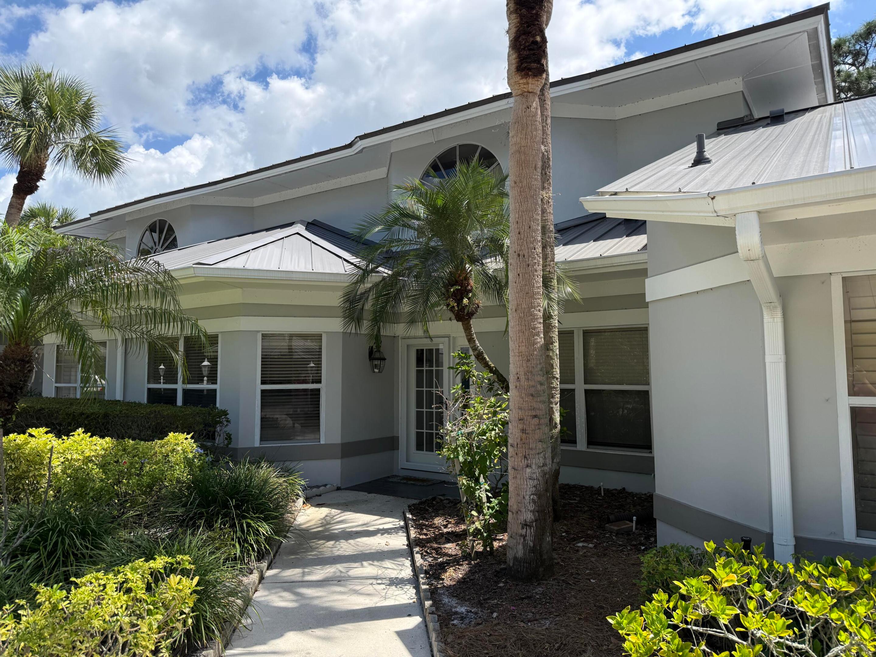 PINE CREEK TOWN HOMES PHASE II B - Residential