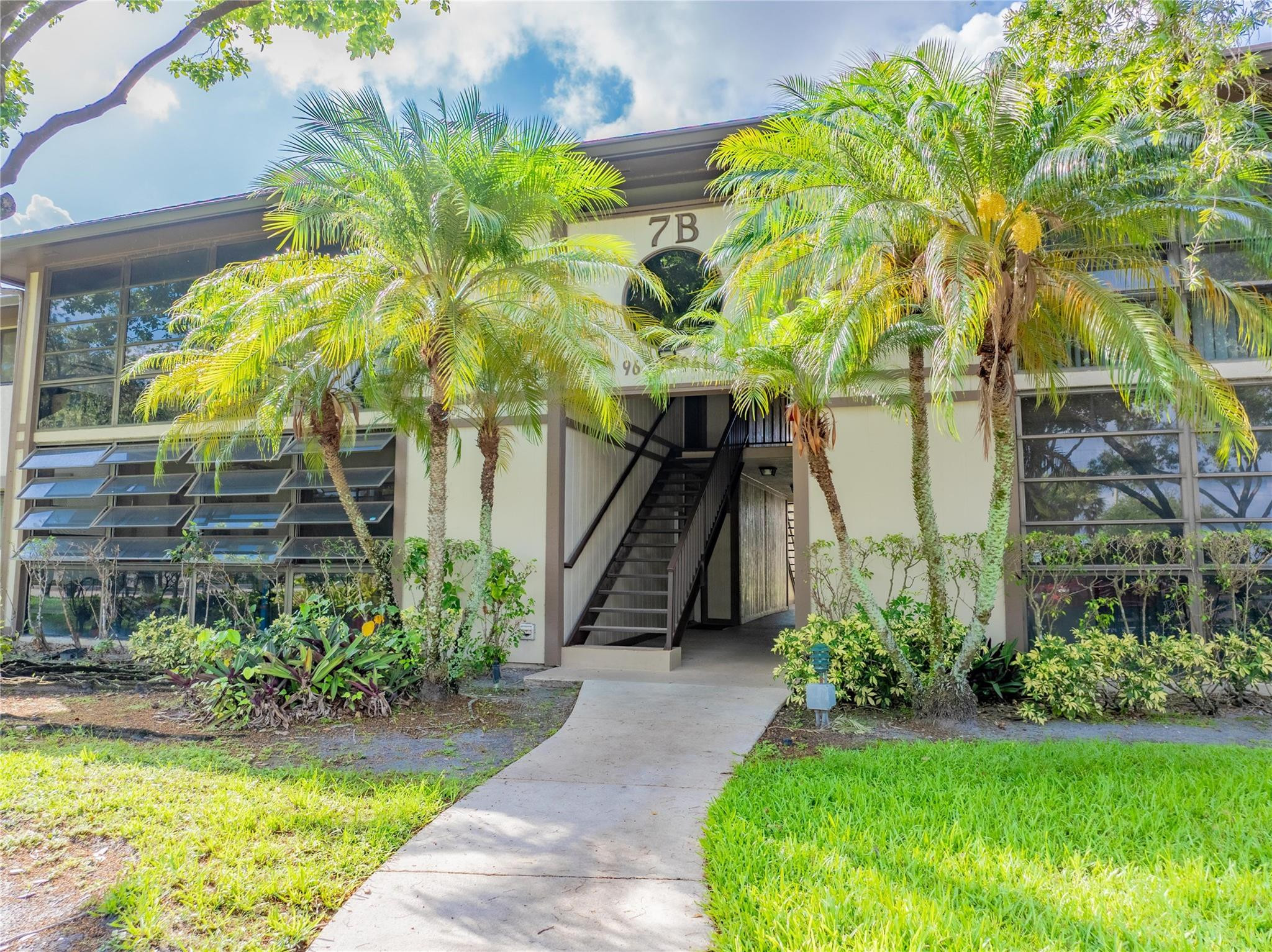 TAMARAC GARDENS CONDOMINIUM NO 7 - Residential