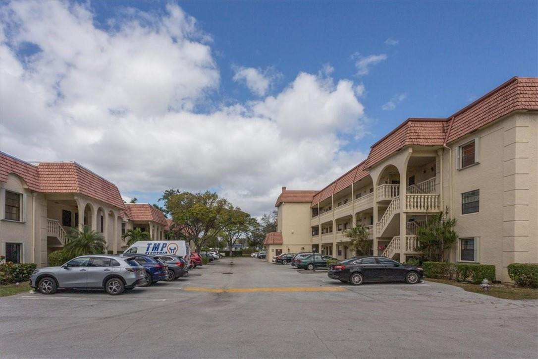 Cypress Park Condo - Residential