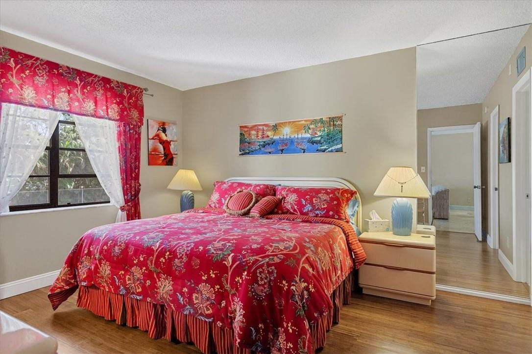 Cypress Park Condo - Residential