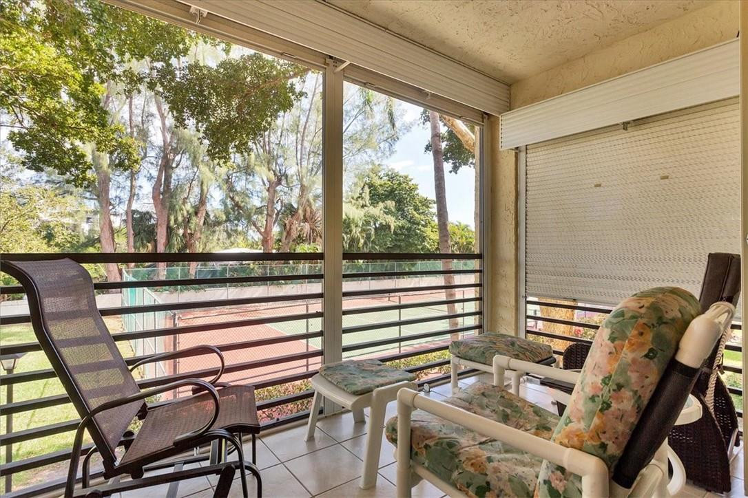 Cypress Park Condo - Residential