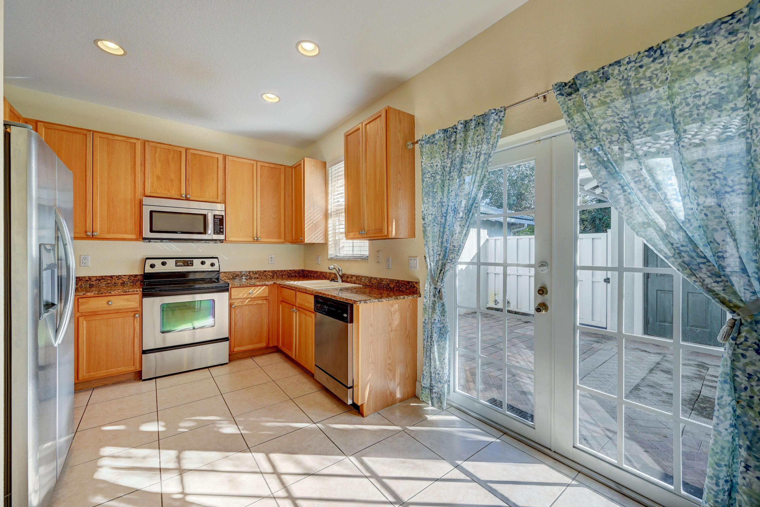 1092 NW 18th Ave Avenue