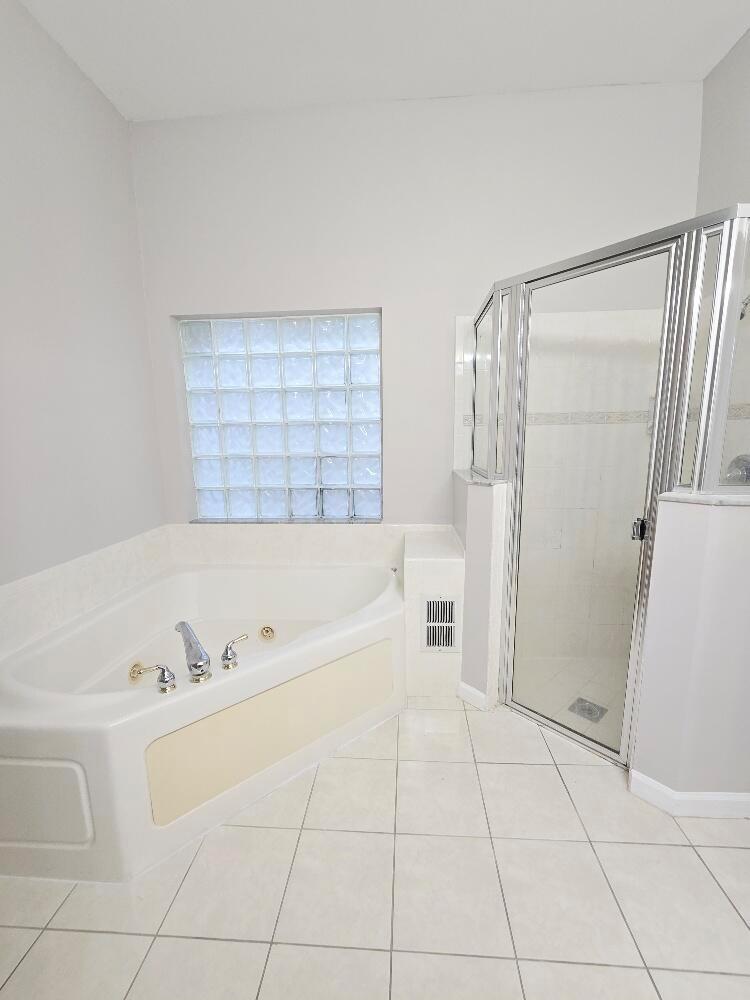 152 Canterbury Place