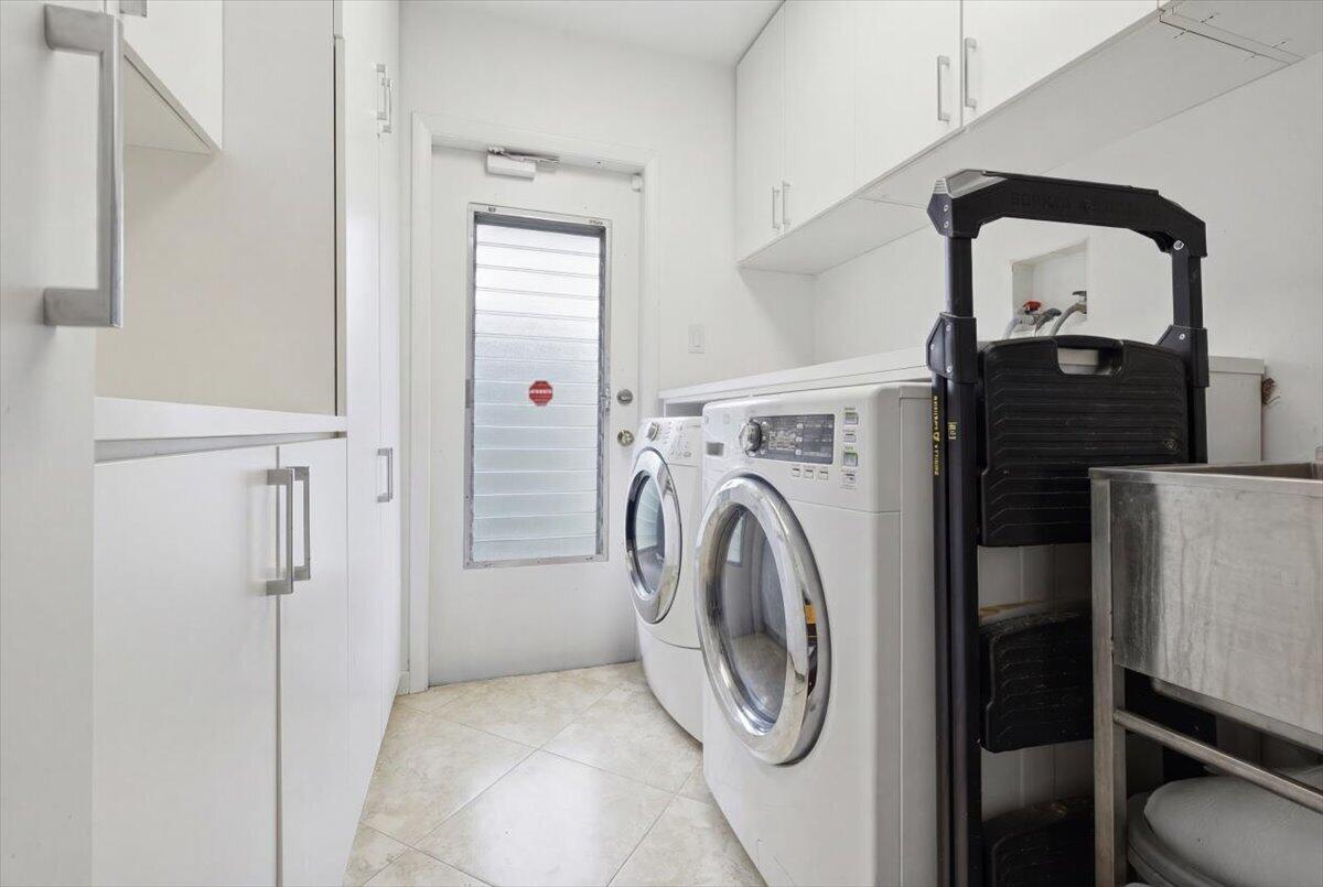 HIGHLAND LAKES SEC 1 - Residential Lease