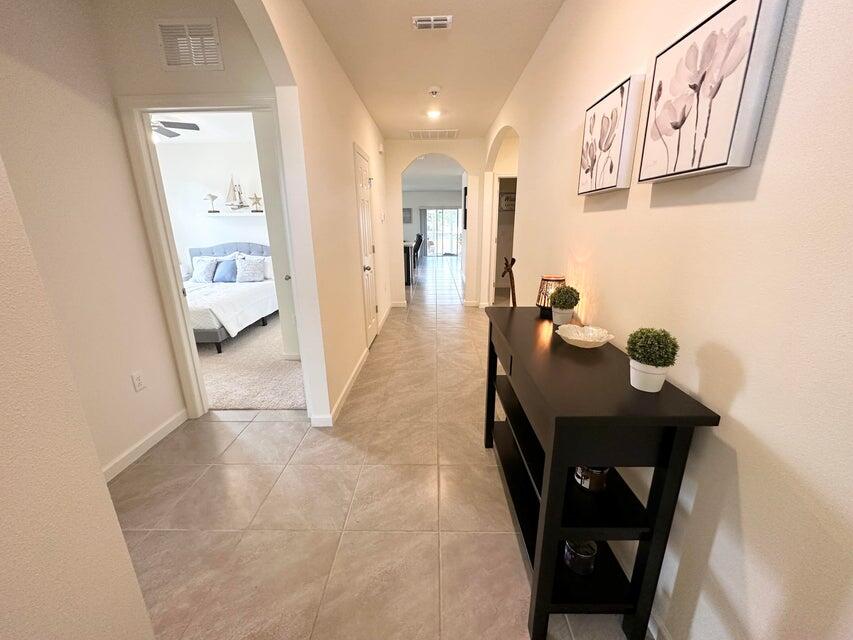 PORT ST LUCIE SECTION 40 - Residential Lease