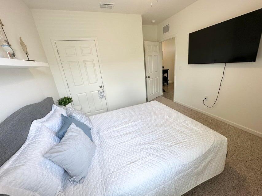 PORT ST LUCIE SECTION 40 - Residential Lease