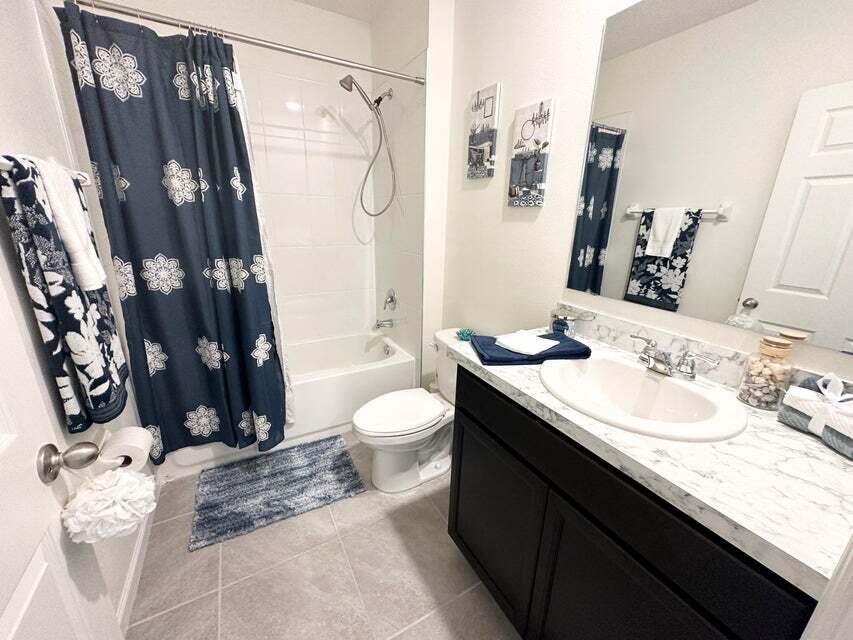 PORT ST LUCIE SECTION 40 - Residential Lease