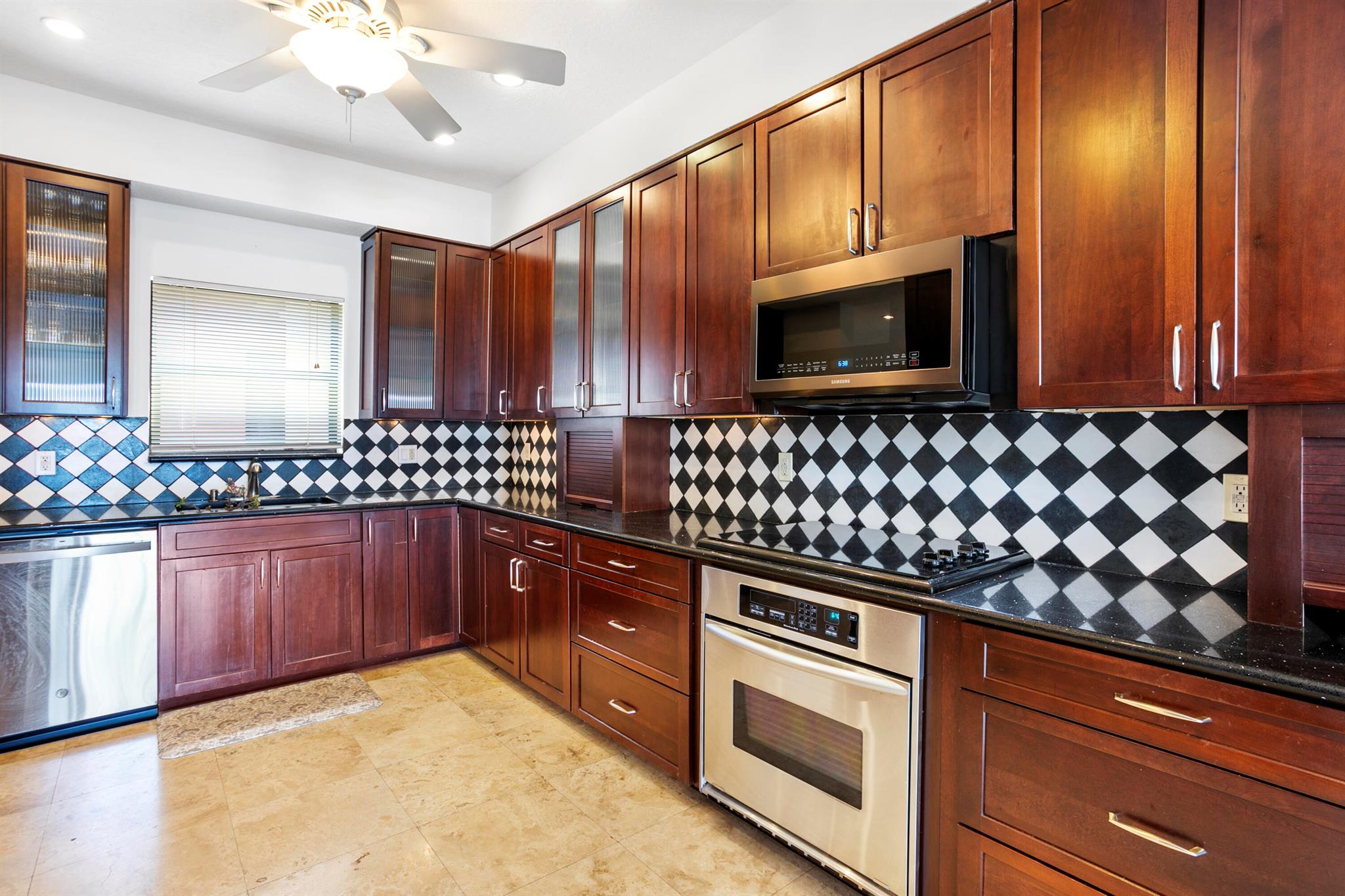 1640 Presidential 501 Way 501