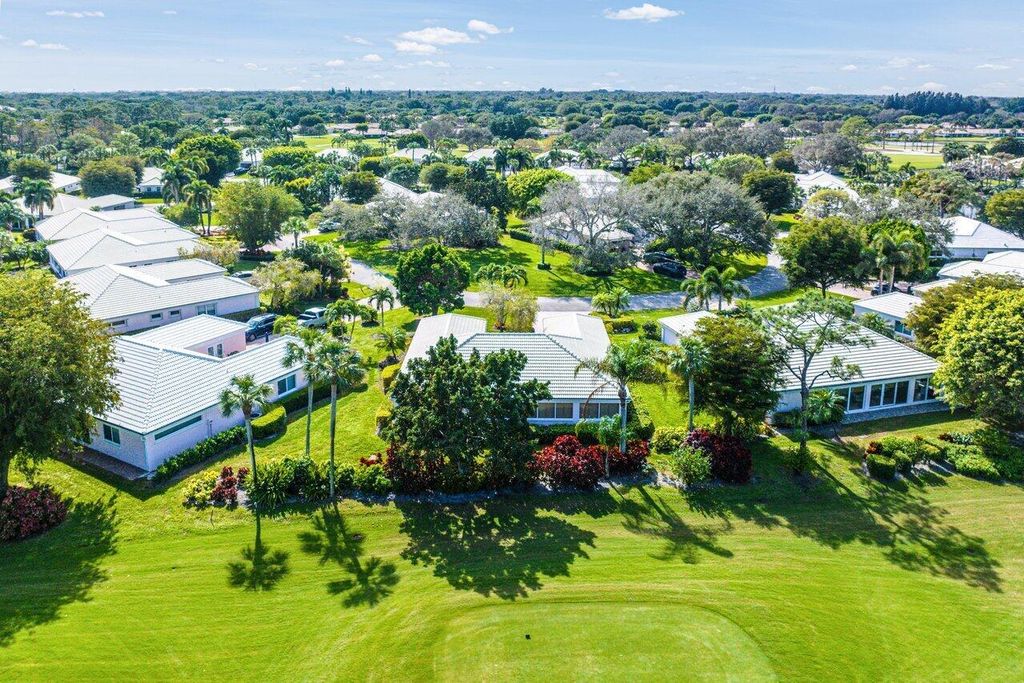 Photo of 4441 Sanderling Circle E, Boynton Beach, FL 33436 (MLS # R10960996)