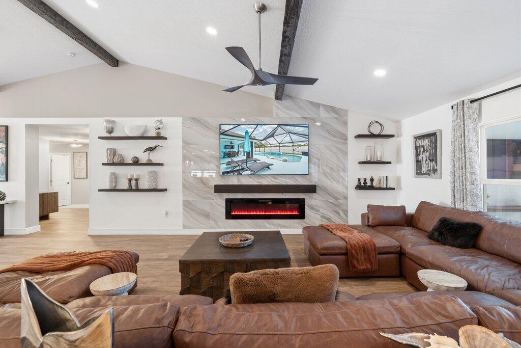 PORT ST LUCIE SECTION 46 1ST REPLAT - Residential