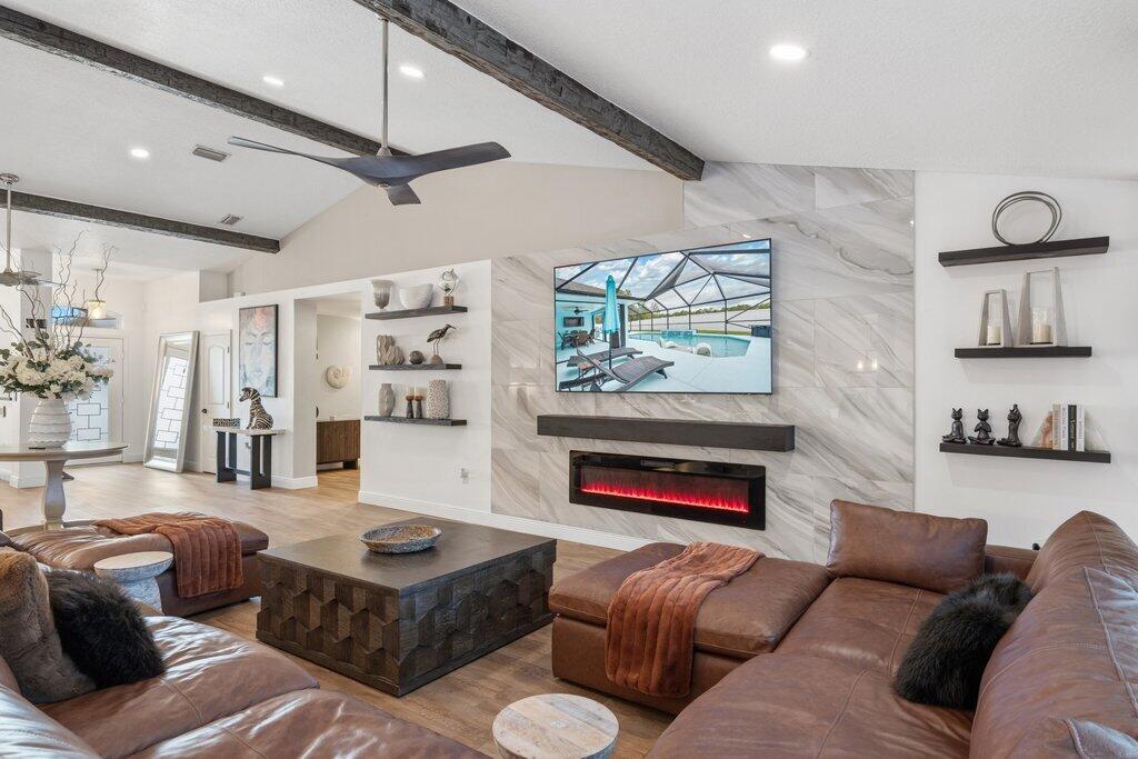 PORT ST LUCIE SECTION 46 1ST REPLAT - Residential