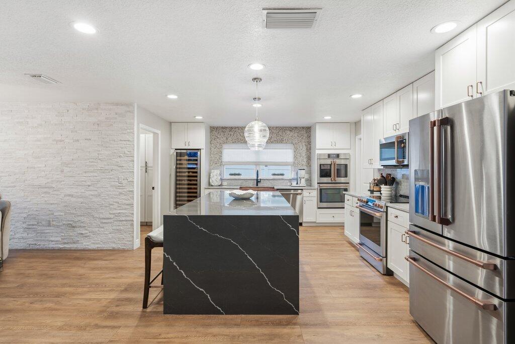 PORT ST LUCIE SECTION 46 1ST REPLAT - Residential